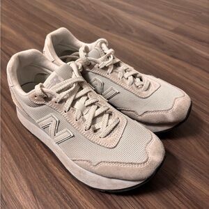 New Balance 515H Women’s sneakers - size 8
